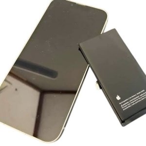 iPhone13 バッテリー交換