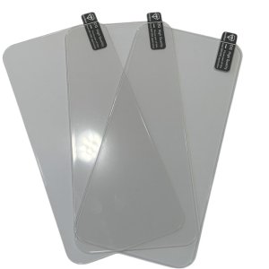 iPhone 15 強化ガラス貼り付け