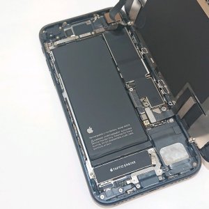 iPhoneSE3 バッテリー交換