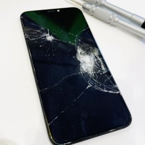iPhone11 アイフォン11　液晶交換