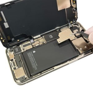 iPhone13【アイフォン13】バッテリー交換
