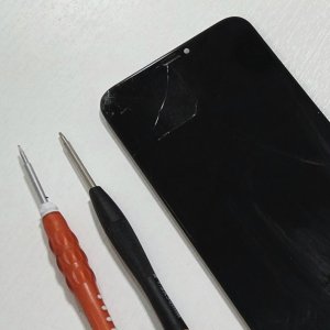 iPhone11 フロントパネル交換