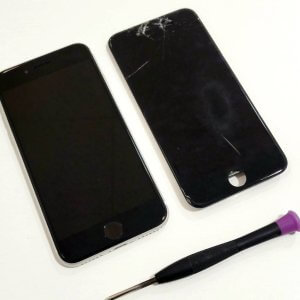 iPhoneSE2 フロントパネル交換