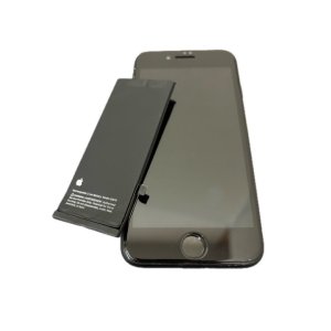 iPhone SE3 バッテリー交換