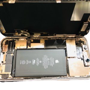 iPhone12 バッテリー交換