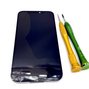iPhone12　フロントパネル交換