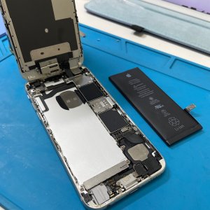 iPhone6S バッテリー交換| 柏市旭町| バッテリー交換なら即日30分！
