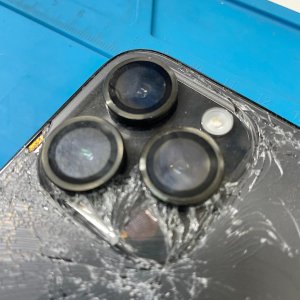 iPhone13ProMax カメラレンズ交換|つくばみらい市坂野新田| カメラレンズ交換も即日お渡しの修理対応!