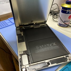 iPad7 Air2 バッテリー交換| 流山市| iPadの修理もご予約で即日対応致します！