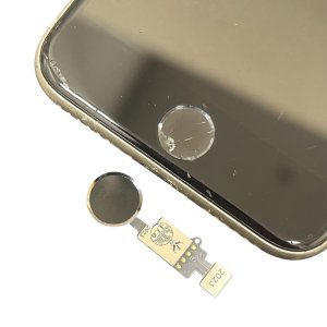 iPhone8 ホームボタン修理
