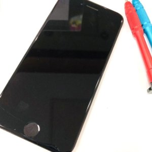 iPhoneSE3 アイフォンSE3 液晶交換