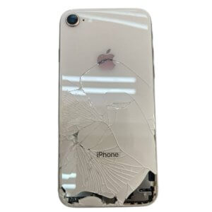 iPhone8 背面ガラス修理