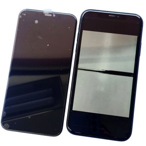 【iPhoneSE 第3世代 液晶交換】落とした衝撃で画面が映らなくなりました…液晶交換修理ですぐに直ります!| 根室市昭和町