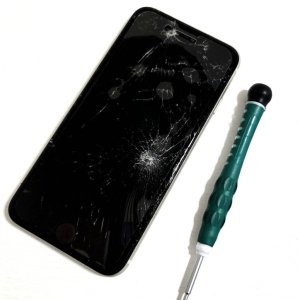 iPhone11 液晶交換