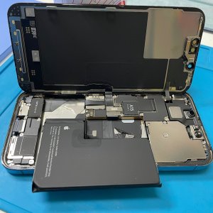 iPhone13Pro  バッテリー交換| 印西市木刈| バッテリー交換も即日お渡しで修理対応しております‼︎