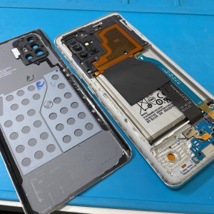 Android携帯 ギャラクシー バッテリー交換| 北相馬郡利根町もえぎ野台| アンドロイドのバッテリー交換も予約対応