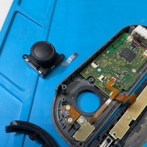 ニンテンドースイッチ アナログスティック交換修理| 守谷市美園| Switch修理も即日修理