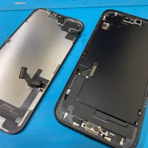 iPhone15ブラックアウト 液晶交換修理|龍ケ崎市大徳町|ガラス交換も即日お渡しで修理対応