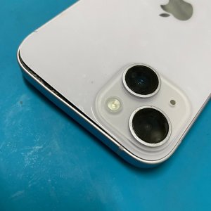 iPhone14 バックパネル破損 背面パネル交換| 我孫子市若松| バックパネル修理もご予約対応しております！