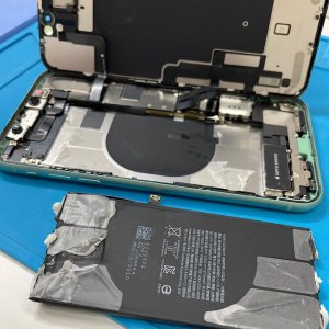 iPhone11  バッテリー交換| 柏市旭町| バッテリー交換なら即日30分！
