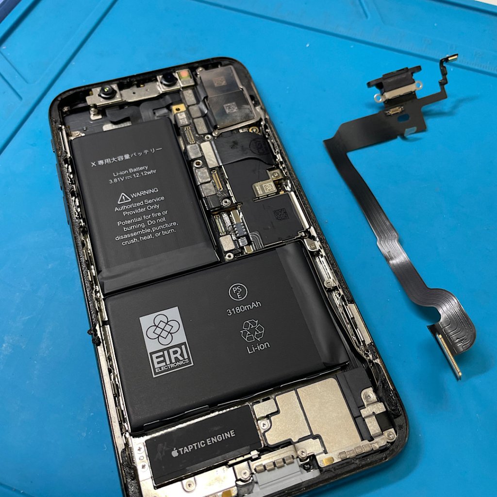 iPhoneX 充電不良 ドックコネクター交換|取手市台宿|充電口交換も即日お渡しで修理対応しております‼︎