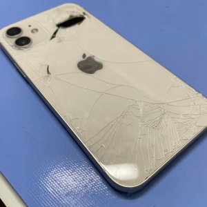 iPhone12  背面ガラス交換|龍ケ崎北相馬郡利根町大平 | 背面交換もご予約で即日お渡し対応しております!