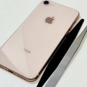 iPhone8 バッテリー交換
