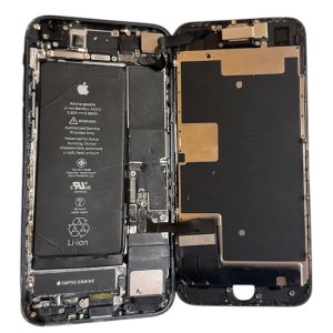 iPhone8 基盤修理