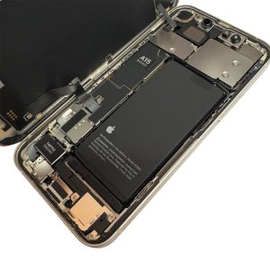iPhone13 バッテリー交換