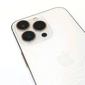 iPhone13Pro アウトカメラレンズ交換