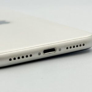 【iPhone11ライトニングコネクタ交換】角度を変えないと充電できない…そんな症状はコネクタ交換で直ります！｜伊勢崎市境東町