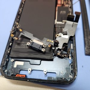 【iPhone14 ライトニングコネクタ（充電口）修理】充電できない…ライトニング修理で無事復旧！｜伊勢崎市今泉町