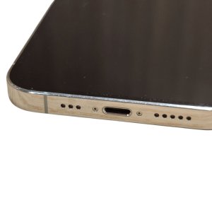 【iPhone12Pro ライトニング(充電口)交換】ケーブルを替えても、PCに接続しても反応しなくなってしまった!即日修理対応します。| 根室市花園町