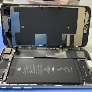 iPhoneSE2  バッテリー交換| 取手市新町| バッテリー交換なら即日30分！