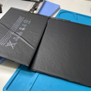 iPad8 電池持ち悪化 バッテリー交換| 利根町羽根野| 電池交換もご予約で即日修理対応しております‼︎