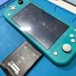 Nintendo Switch ライト 電池交換修理| 北相馬郡利根町上曽根| ご予約にて即日対応!