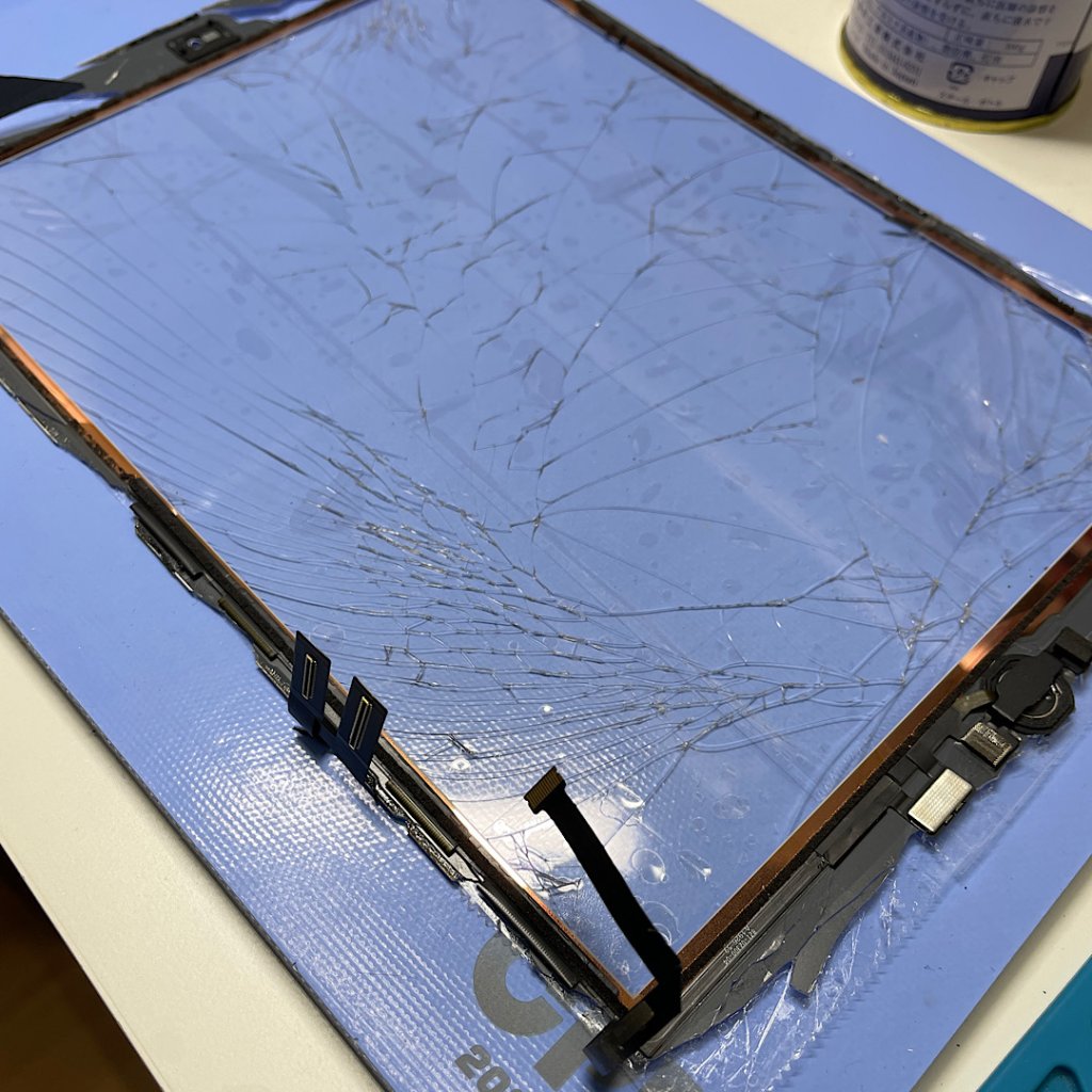 iPad 6 落下破損 パネル交換| つくばみらい市高岡| iPadもご予約にて即日お渡しで修理対応しております‼︎