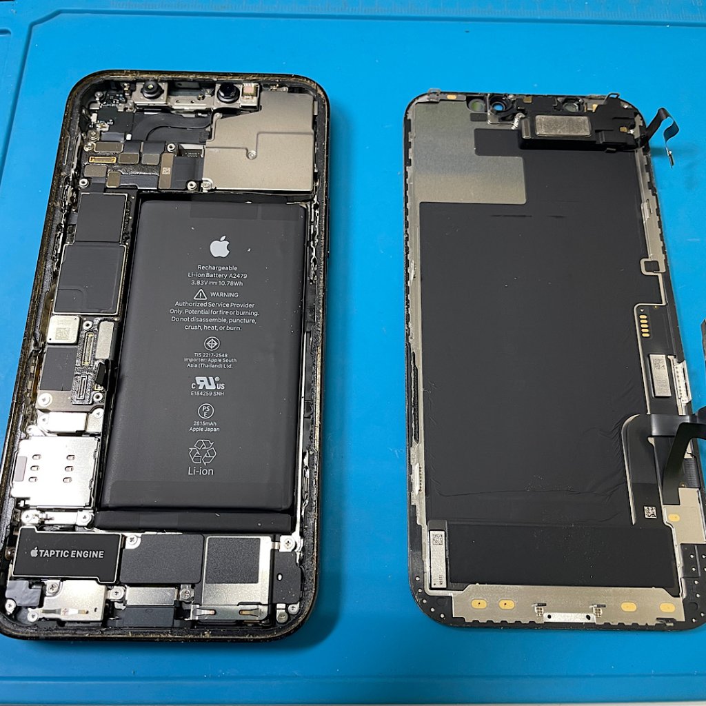 iPhone12 雨で不具合 液晶交換| 龍ケ崎市久保台| 竜ヶ崎の皆さん、iPhone即日対応お任せください!