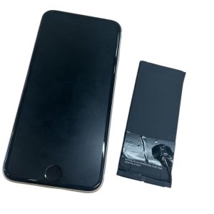 iPhoneSE3 バッテリー交換修理