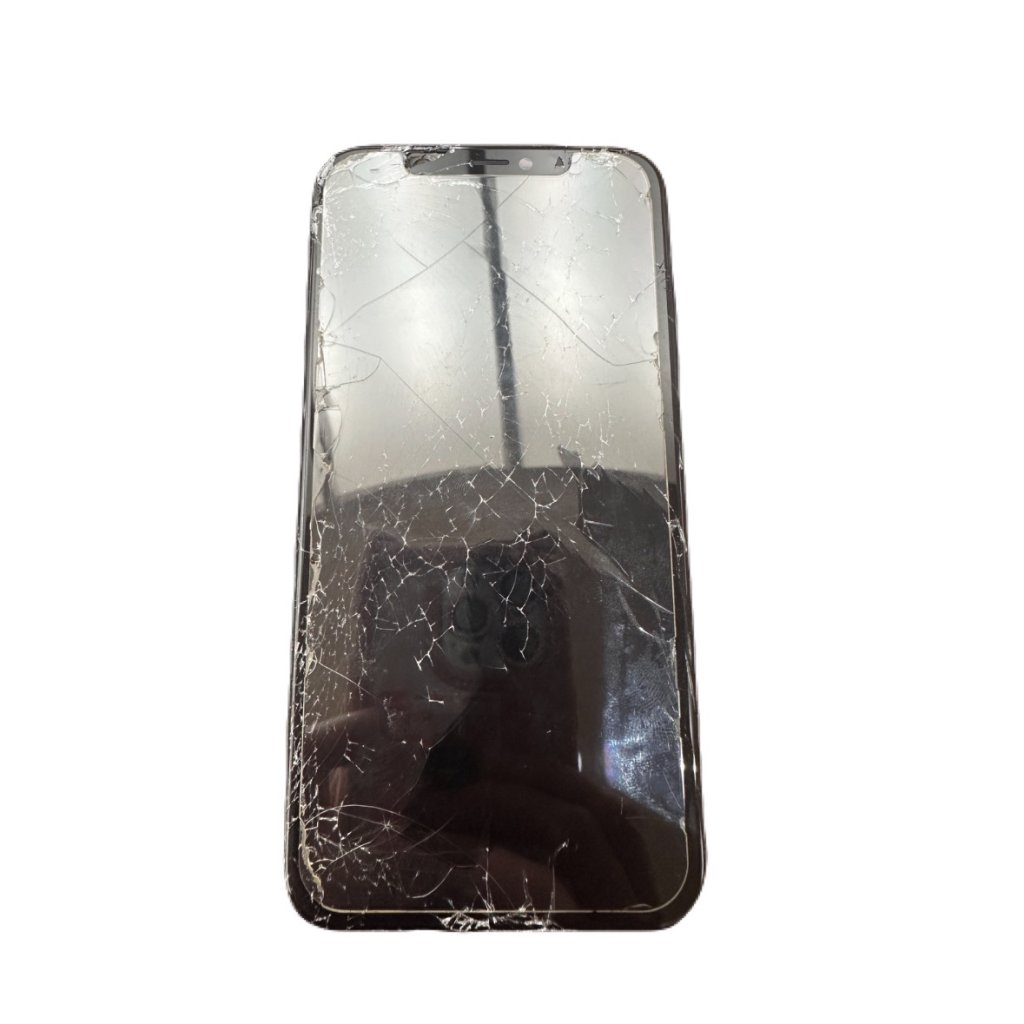 iPhone11 パネル交換修理