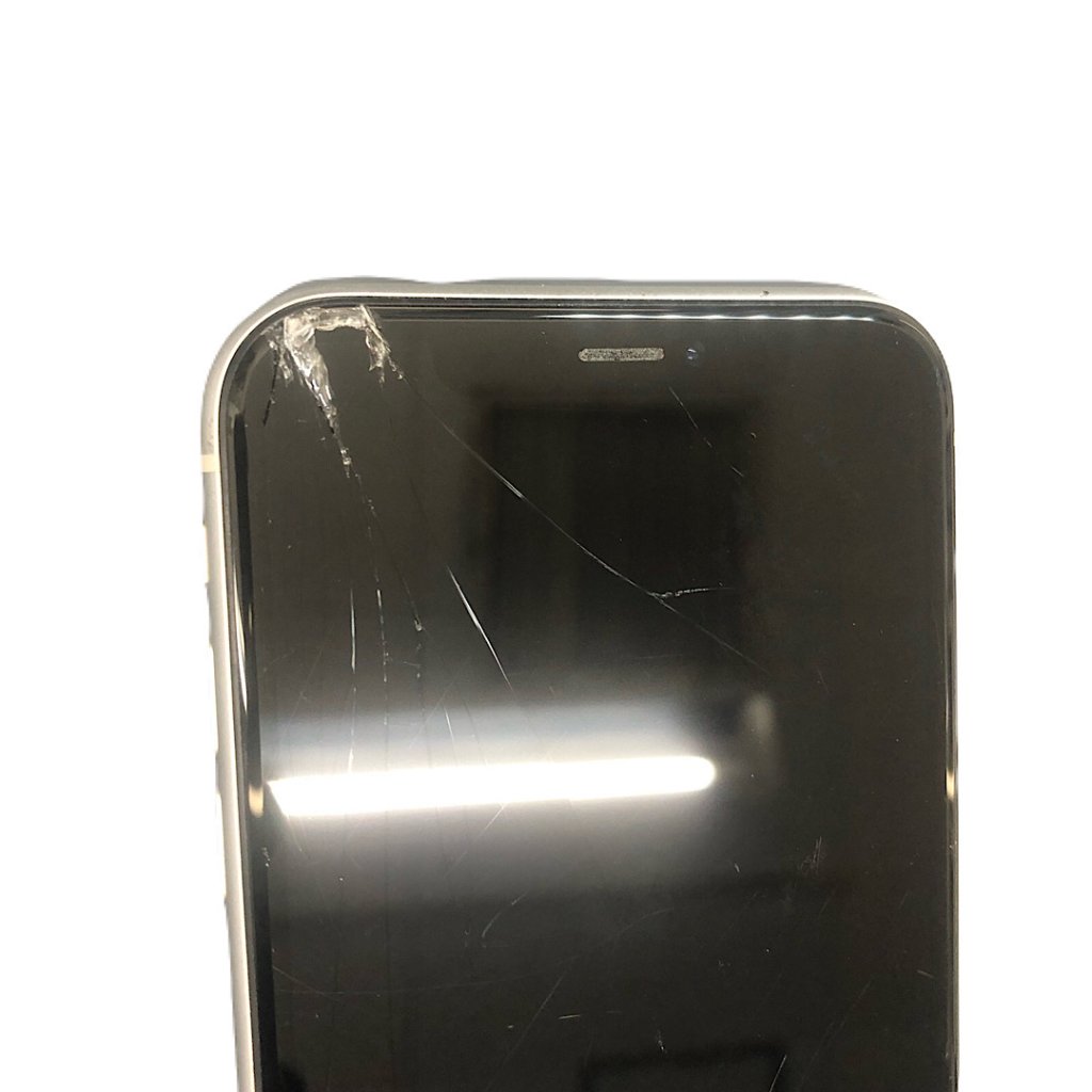 iPhone XR ◎液晶交換 ¥5,980- ●埼玉県入間市東町からお越しのお客様