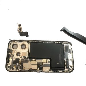 iPhone 15Pro ◎インカメラ交換 ¥17,980-  ●埼玉県狭山市鵜の木からお越しのお客様