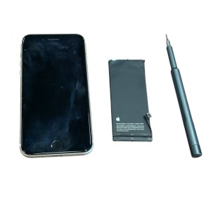 iPhone SE3 バッテリー交換