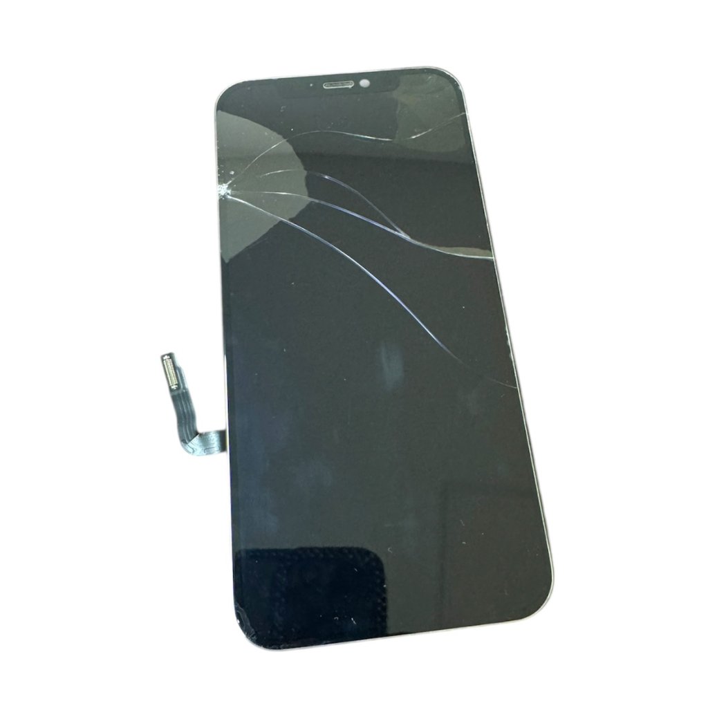 iPhone12pro パネル交換