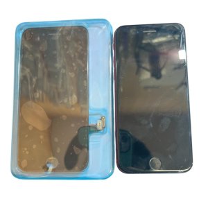 iPhone SE3 液晶交換