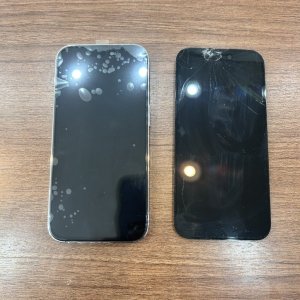 iPhone14Pro修理 液晶交換｜川口市赤井