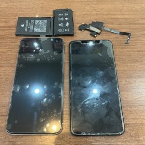 iPhoneXS Max 水没修理|草加市遊馬町