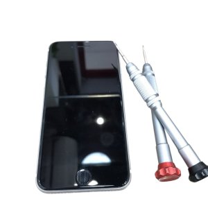 iPhone SE2 バッテリー交換修理