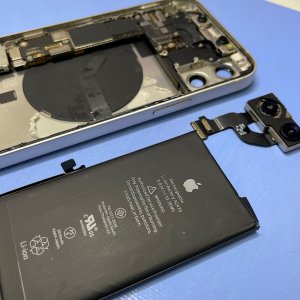iPhone12 カメラピント合わず カメラ交換|印西市鹿黒| カメラ交換もご予約にて修理対応中!