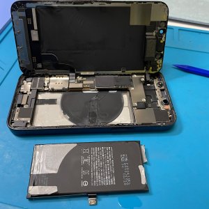 iPhone13mini 電池劣化 バッテリー交換| 我孫子市台田| バッテリー交換も即日お渡しで修理対応しております‼︎